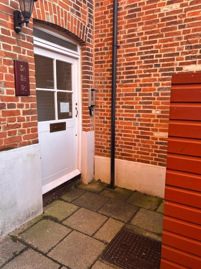 The Farthings, Romsey Apartment Luaran gambar
