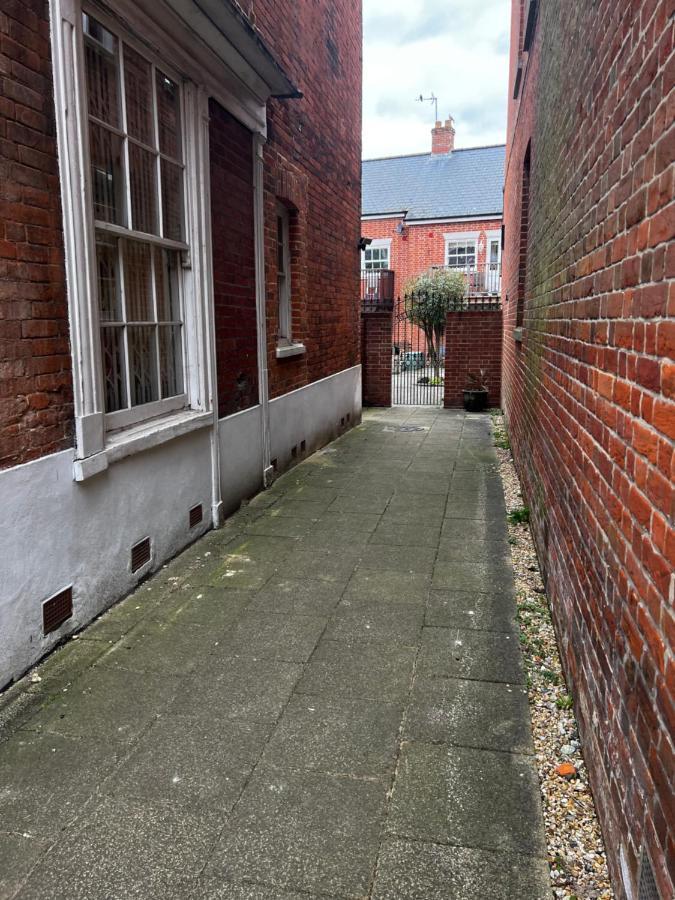 The Farthings, Romsey Apartment Luaran gambar